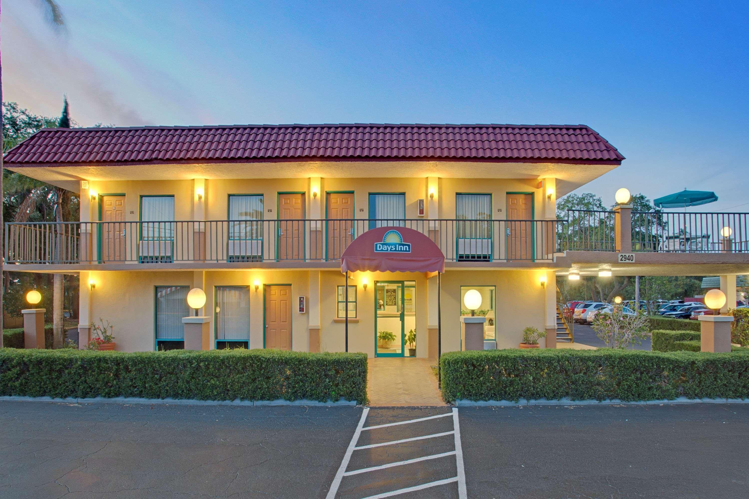 Days Inn By Wyndham Clearwater/Central Dış mekan fotoğraf
