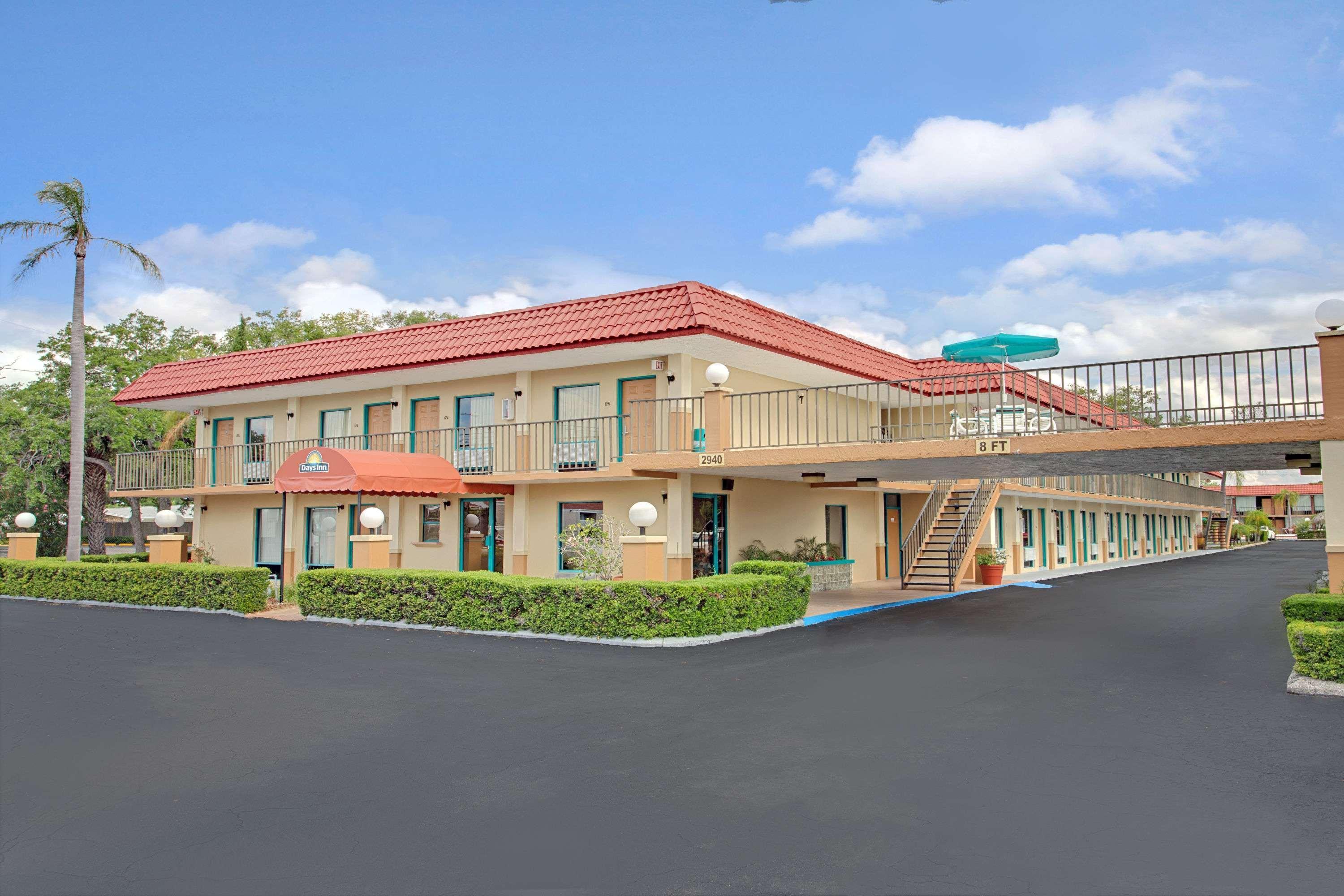 Days Inn By Wyndham Clearwater/Central Dış mekan fotoğraf