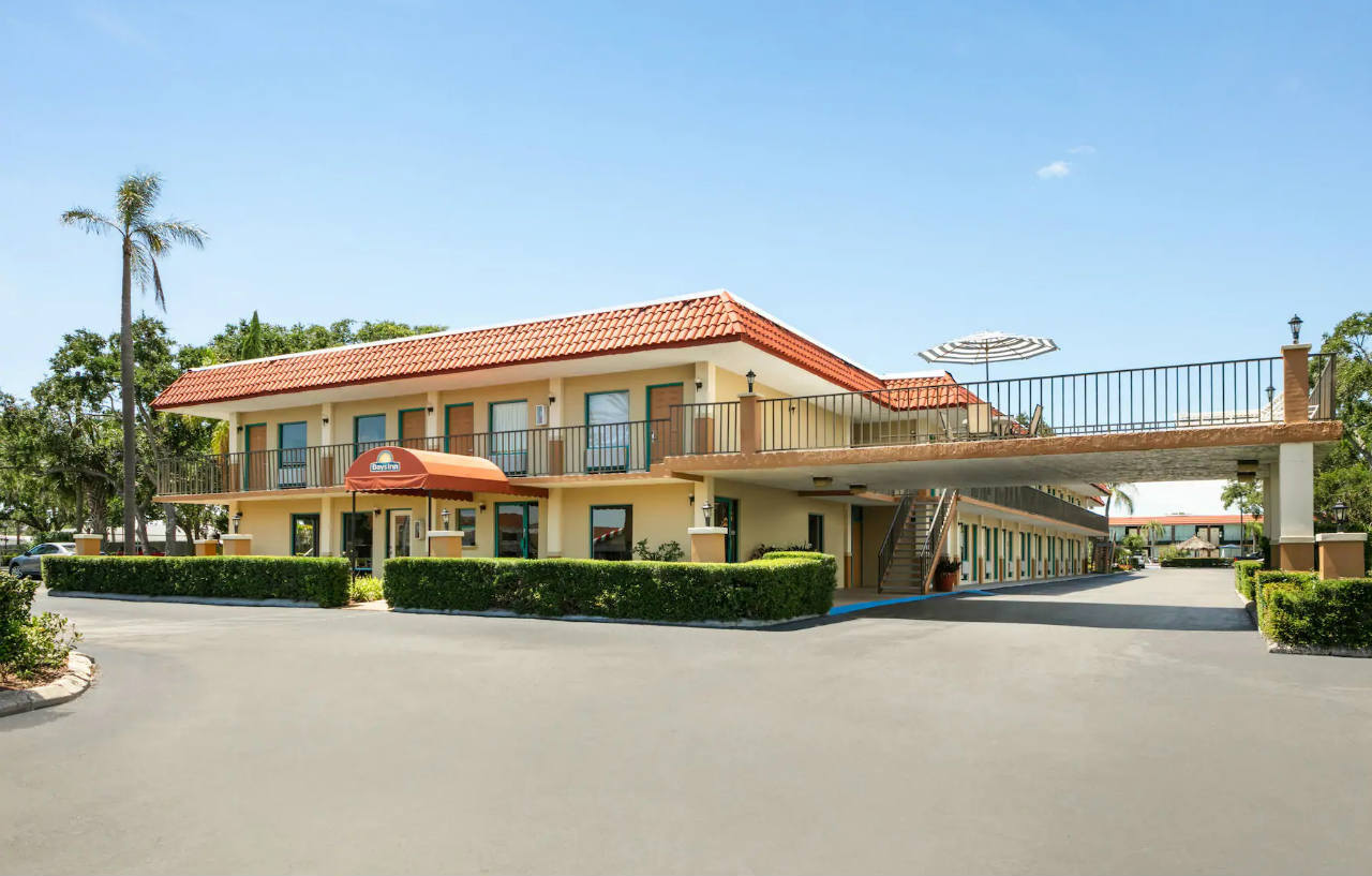 Days Inn By Wyndham Clearwater/Central Dış mekan fotoğraf