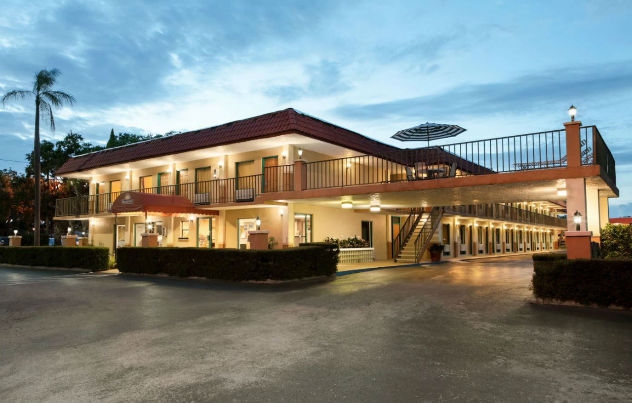 Days Inn By Wyndham Clearwater/Central Dış mekan fotoğraf